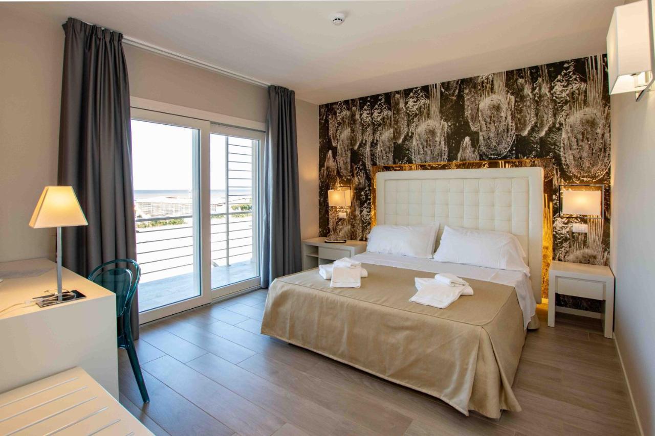 Hotel Boutique Carolina Marina di Castagneto Carducci Ngoại thất bức ảnh